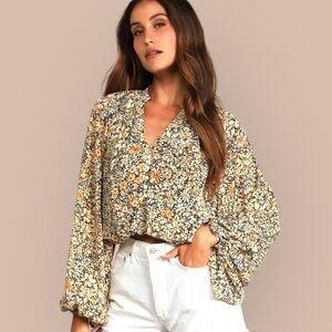 Lulu's Season of Blooms Cream Multi Floral Print Balloon Sleeve Top size small